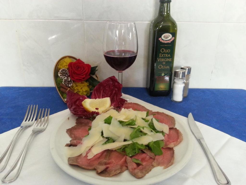Albergo Pizzeria Sole San Giovanni Lupatoto Bagian luar foto